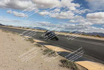 media/Nov-16-2025-Race Pace (Sun) [[8c5fa54630]]/Verified Riders/6-Turn 10 Inside (1145am)/